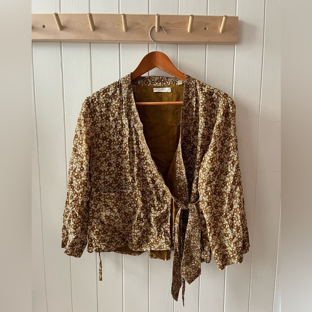 Doen Isle Wrap Top